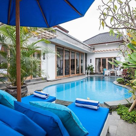 Ambermoon Villa 2 Семиняк Екстериор снимка